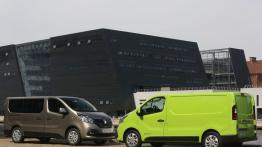 Renault Trafic III (2014) - bok - inne ujęcie