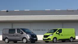 Renault Trafic III (2014) - bok - inne ujęcie