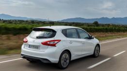 Nissan Pulsar 1.5 dCi (2014) - widok z tyłu