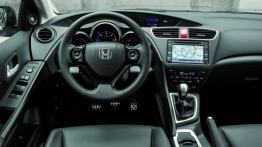 Honda Civic IX Tourer (2014) - kokpit