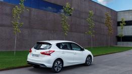Nissan Pulsar 1.5 dCi (2014) - widok z tyłu