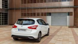 Nissan Pulsar 1.5 dCi (2014) - widok z tyłu