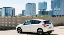 Nissan Pulsar 1.5 dCi (2014) - widok z tyłu
