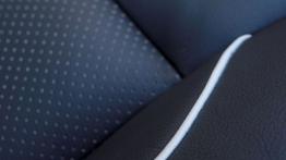 Nissan Juke Facelifting 1.2 DIG-T (2014) - fotel kierowcy, widok z przodu