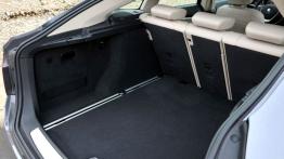 BMW 320d Gran Turismo (2014) - bagażnik