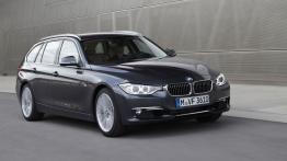 BMW 328i Touring (F31) - widok z przodu