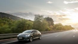 Citroen DS5 - widok z przodu