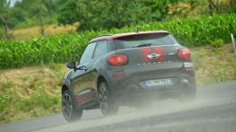 Mini Paceman John Cooper Works (2015) - widok z tyłu