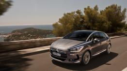 Citroen DS5 - widok z przodu
