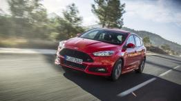 Ford Focus III ST Hatchback Facelifting 2.0 TDCi (2015) - widok z przodu