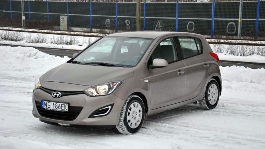 Hyundai i20 I Hatchback 5d Facelifting 1.4 CVVT 100KM 74kW 2012-2015
