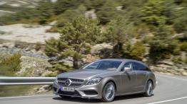 Mercedes CLS 400 Shooting Brake X218 Facelifting (2015) - widok z przodu