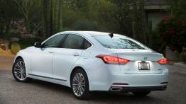 Hyundai Genesis II (2015) - widok z tyłu