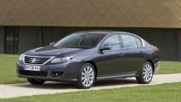 Renault Latitude 2.0 16v E85 140KM 103kW 2011-2015