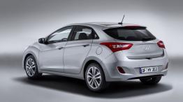 Hyundai i30 II Hatchback Facelifting (2015) - widok z tyłu
