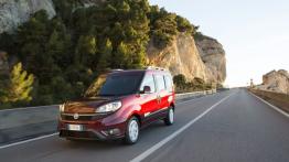 Fiat Doblo III Van Facelifting (2015) - widok z przodu