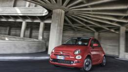 Fiat 500 II Cabrio Facelifting (2015) - widok z przodu