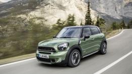 Mini Countryman Facelifting (2015) - widok z przodu