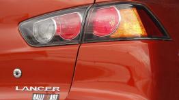 Mitsubishi Lancer IX Sedan Ralliart 2.0T MIVEC 240KM 177kW 2010-2015