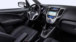 Hyundai ix20 Facelifting (2015) - widok ogólny wnętrza z przodu
