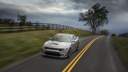 Dodge Charger SRT 392 Facelifting (2015) - widok z przodu