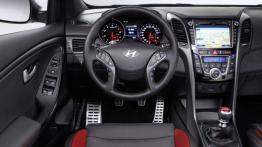 Hyundai i30 II Hatchback Turbo (2015) - kokpit
