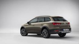 Seat Leon III X-Perience (2015) - tył - reflektory wyłączone