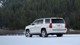 Chevrolet Tahoe Facelifting (2015) - widok z tyłu