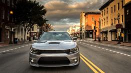 Dodge Charger SRT 392 Facelifting (2015) - widok z przodu