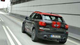 Mini Paceman John Cooper Works (2015) - widok z tyłu