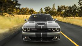 Dodge Challenger III SRT Facelifting (2015) - widok z przodu