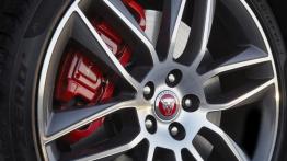 Jaguar F-Type AWD R Roadster Glacier White (2015) - koło