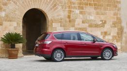 Ford S-Max II TDCi (2015) - prawy bok