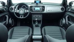 Volkswagen iBeetle (2015) - pełny panel przedni
