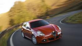 Alfa Romeo Giulietta Sprint (2015) - widok z przodu