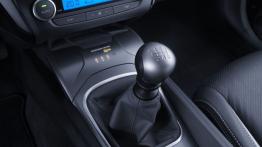 Toyota Avensis III Kombi Facelifting (2015) - dźwignia zmiany biegów