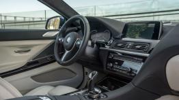 BMW 650i Coupe F13 Facelifting (2015) - kokpit