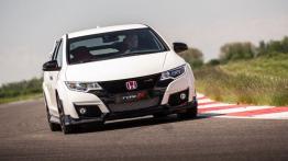 Honda Civic IX Type R (2015) - widok z przodu