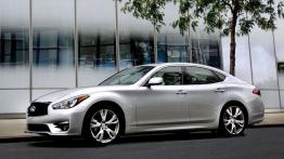 Infiniti Q70 Facelifting (2015) - lewy bok