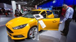 Ford Focus III ST Hatchback Facelifting (2015) - oficjalna prezentacja auta