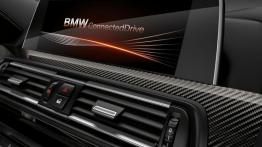 BMW M6 Coupe F13 Facelifting Competition Package (2015) - ekran systemu multimedialnego