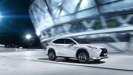 Lexus NX 200t F-Sport (2015) - prawy bok