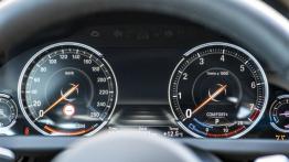 BMW 650i Coupe F13 Facelifting (2015) - zestaw wskaźników