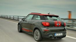 Mini Paceman John Cooper Works (2015) - widok z tyłu