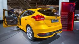 Ford Focus III ST Hatchback Facelifting (2015) - oficjalna prezentacja auta