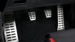 Hyundai i30 II Hatchback Turbo (2015) - pedały