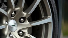 Aston Martin Rapide S (2015) - koło