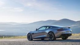 Aston Martin Vanquish (2015) - lewy bok