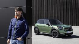 Mini Countryman Facelifting (2015) - prawy bok