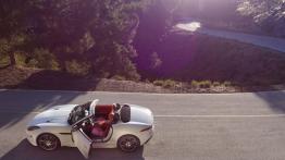 Jaguar F-Type AWD R Roadster Glacier White (2015) - widok z góry